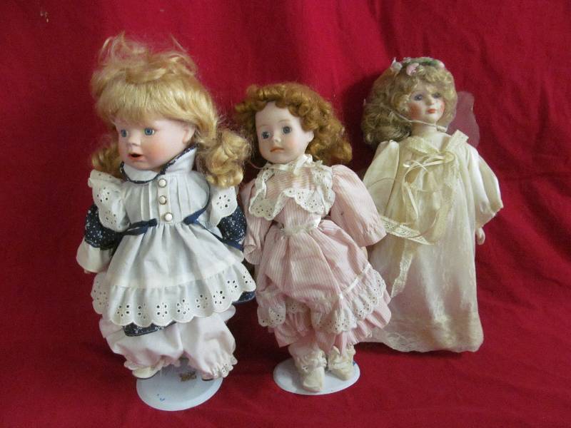 dolls