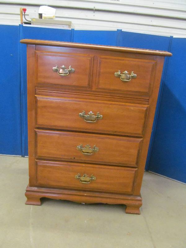 Say brook Maple by Dixie dresser