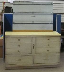 Bassett furniture dresser