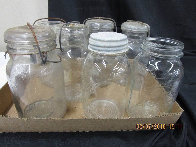 lot 7 image: Various Quart Jars