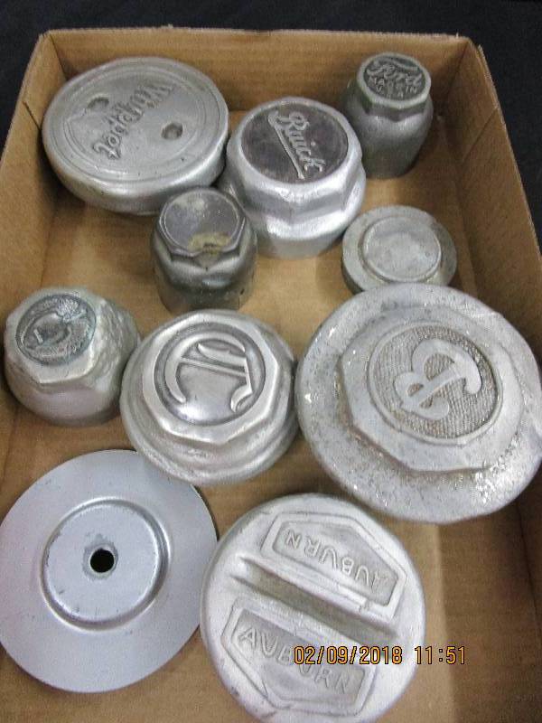 lot 60 image: Hub Cap Covers