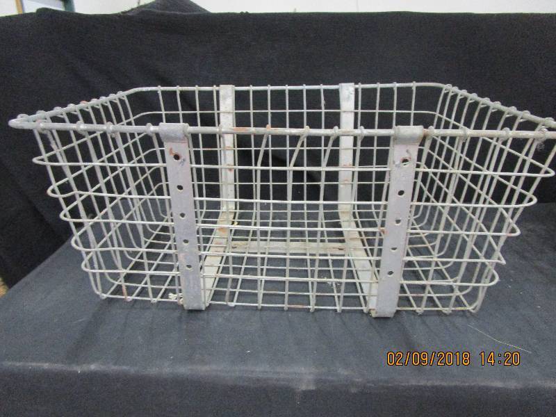 lot 88 image: Bike Basket