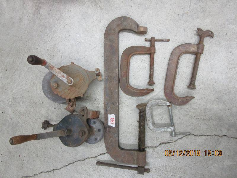 lot 132 image: Grinders and Sea Clamps