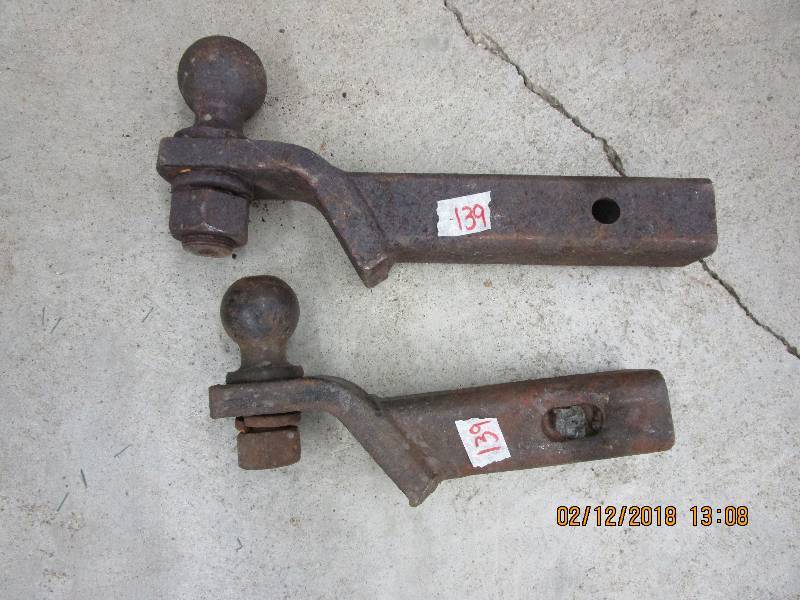 lot 139 image: 2 Hitches