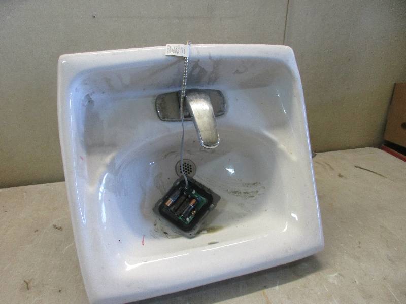 Commercial Sink & Faucet