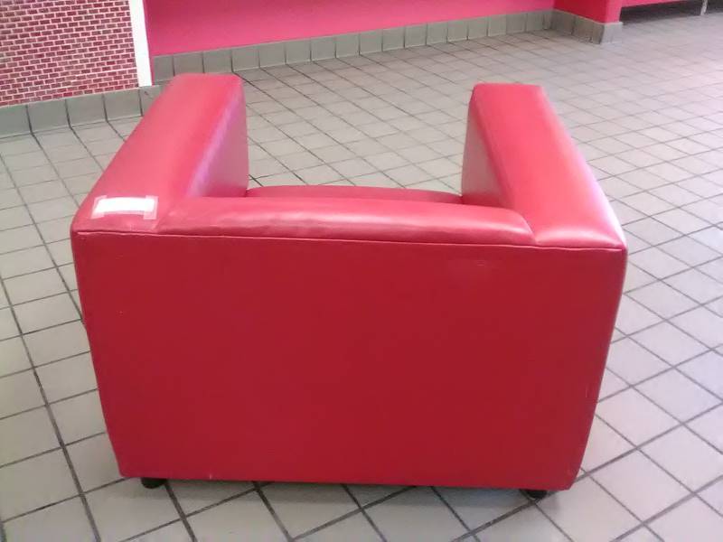 RED LOUNGE CHAIR