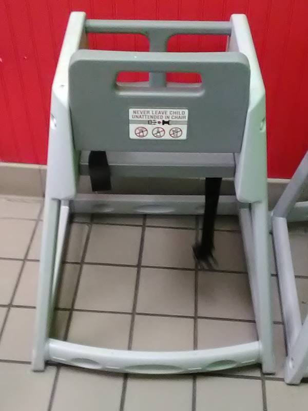 RESTAURANT STYLE PLASTIC HIGH CHAIR