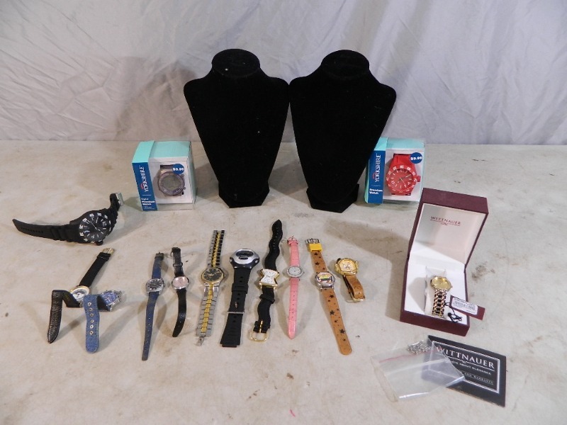 lot 4 image: Watches and More