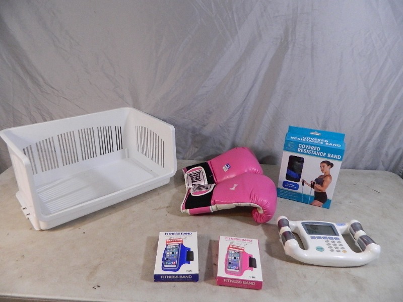 lot 22 image: Workout Items