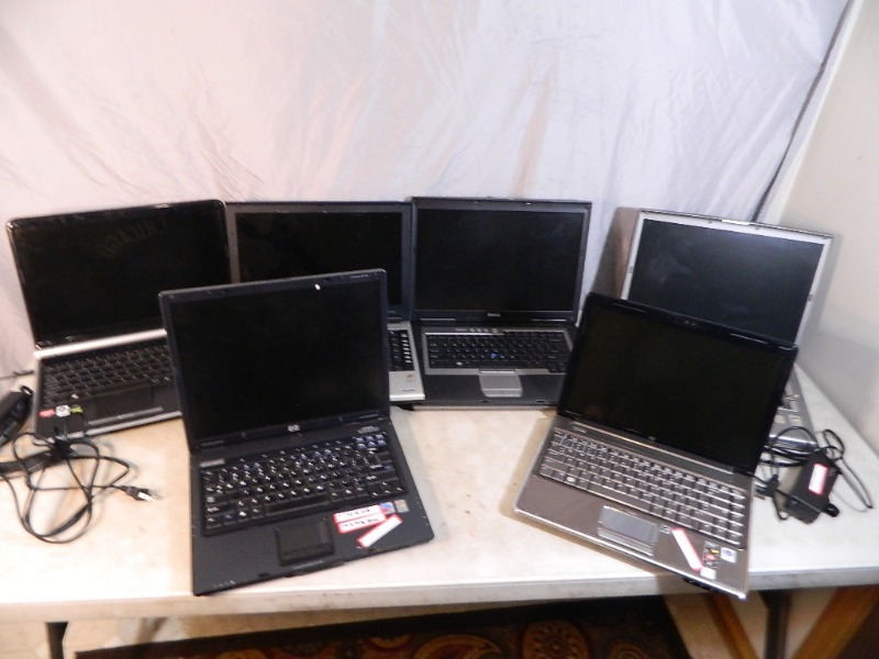 lot 37 image: Assorted Laptop Computers