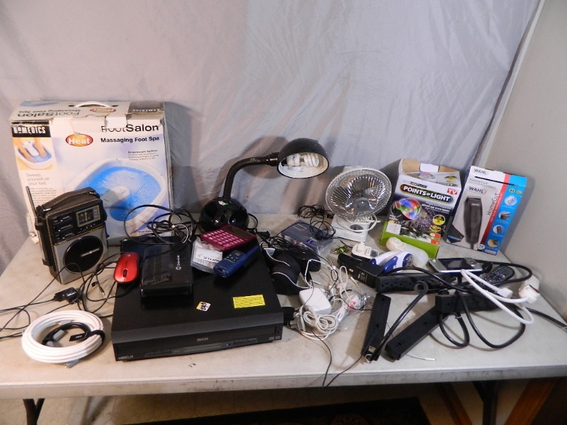 lot 43 image: Assorted Electronics