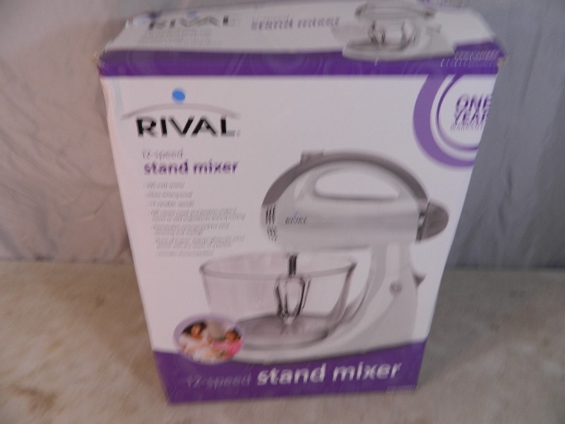 lot 81 image: New Rival Stand Mixer