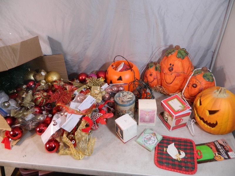 lot 93 image: Halloween and Christmas Decorations