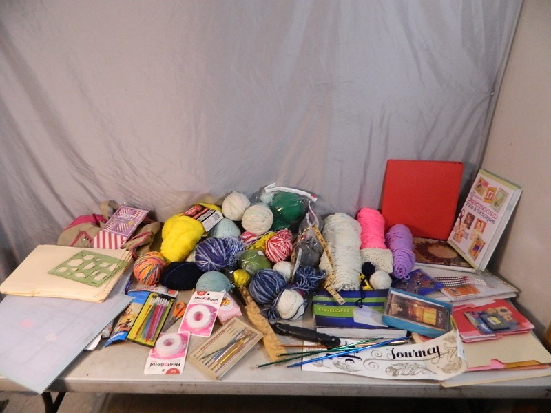 lot 106 image: Craft Items