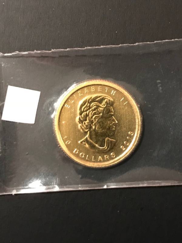 lot 2 image: 2013 CANADIAN MAPLE GOLD 14 OZ BU 24kt