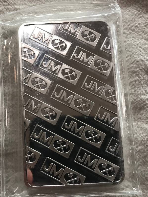 lot 88 image: JOHNSON MATTHEY SILVER BARS 10 OZ .999