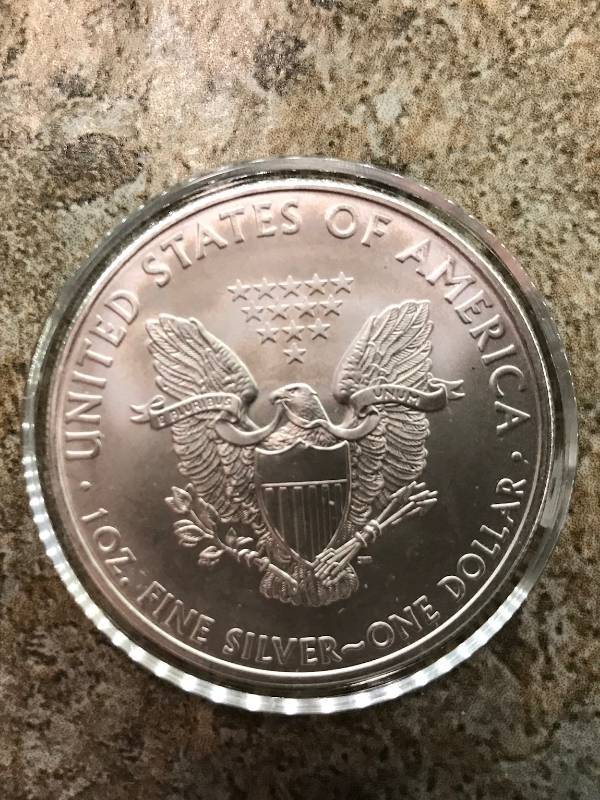 lot 121 image: 2008 1 Troy Oz .999 Fine Silver American Eagle