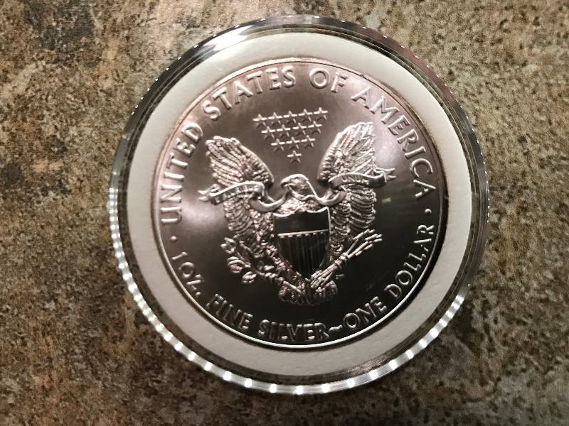 lot 187 image: 2014 1 Troy Oz .999 Fine Silver American Eagle