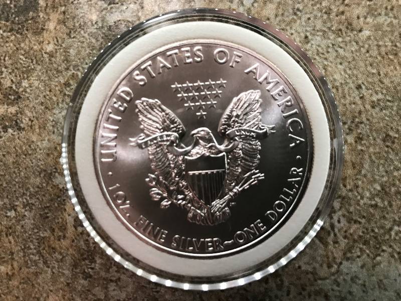 lot 191 image: 2014 1 Troy Oz .999 Fine Silver American Eagle