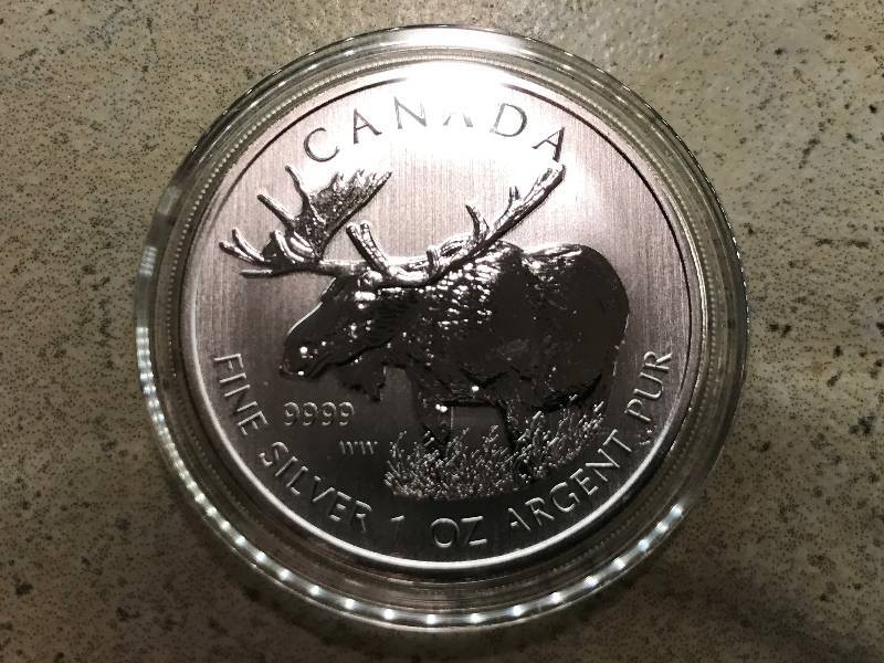 lot 209 image: 2012 Canadian Moose 1 troy oz. .9999 Silver BU