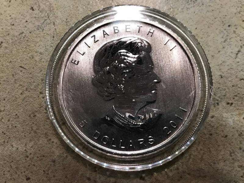 lot 239 image: 2011 1 oz .9999 Silver Canadian Timber Wolf Wildlife Series