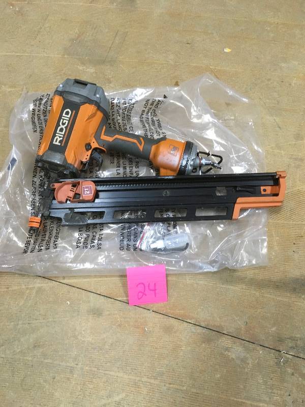 Ridgid 21 Degree  3-12 in. Round Head Framing Nailer open box not used