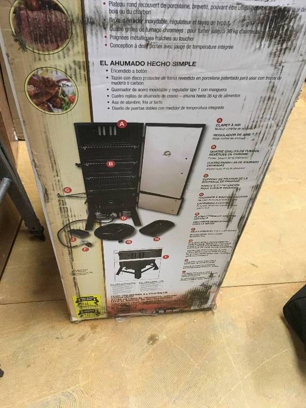 Masterbuilt Pro Charcoal and Propane Dual Fuel Smoker open box not used