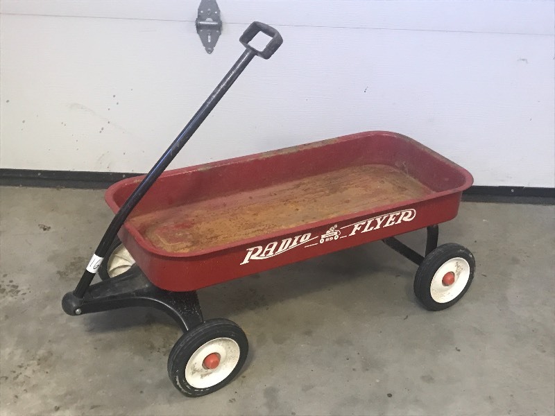 lot 16 image: Radio Flyer Steel Wagon, In Good Co...
