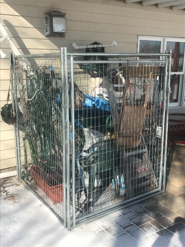 lot 50 image: 5x6 Portable Steel Dog Kennel, 6f...