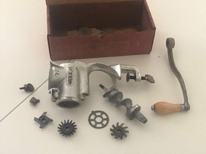 lot 81 image: Universal #72 Meat Grinder With Ori...