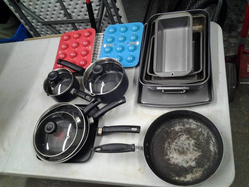 lot 25 image: Set Of T-Fal Pots & Pans, Cake Pop Pans & Other Bakeware