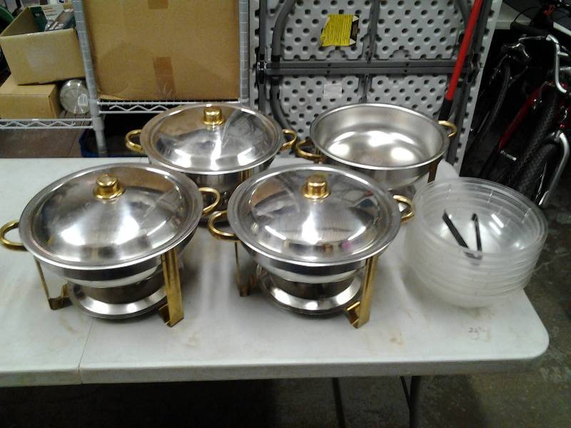 lot 45 image: 3-Complete Round Chaffing Dish Sets, 1-No Lid, Plastic Salad Bar Bowls & Tongs