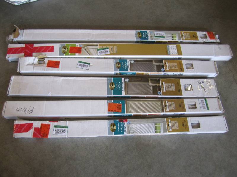lot 2 image: Mixed Lot of 6 Window Blinds Variou...