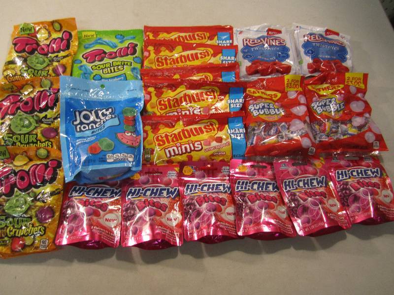 lot 327 image: Large Mixed Lot of Various Bagged C...