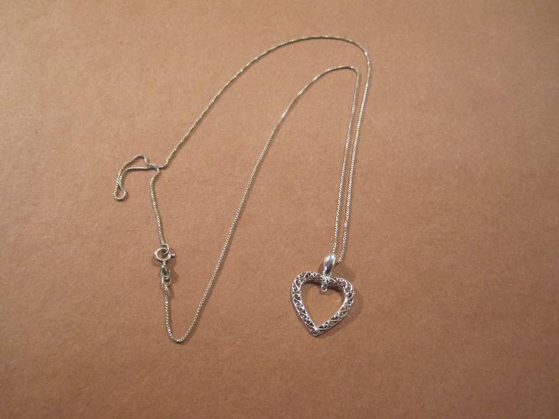 lot 32 image: Sterling Silver Necklace Marked 925...