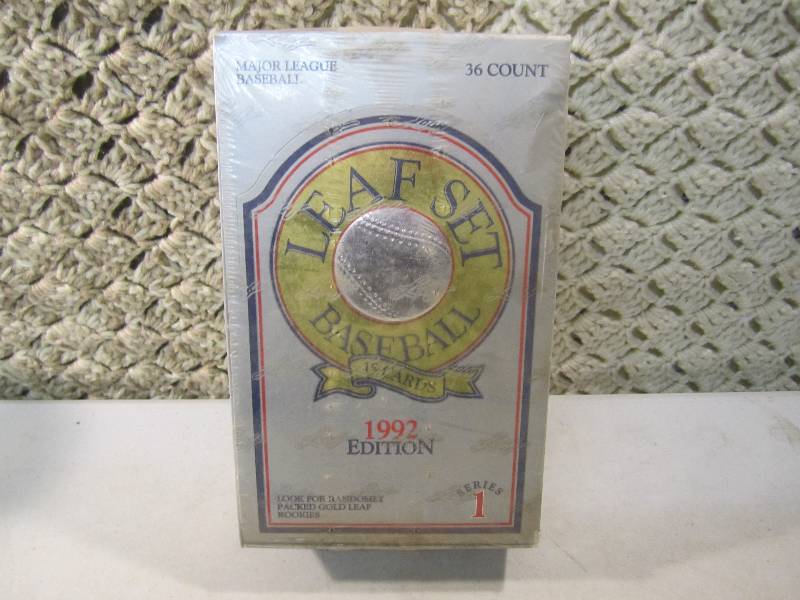 lot 58 image: 1992 Edition Leaf Series 1 Baseball...