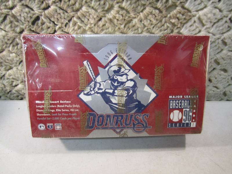 lot 71 image: 1996 Edition Donruss Series 1 Major...