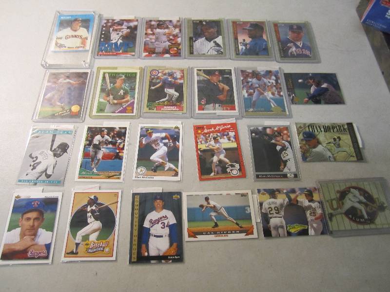lot 94 image: Lot of 24 Baseball Cards in Sleeves...