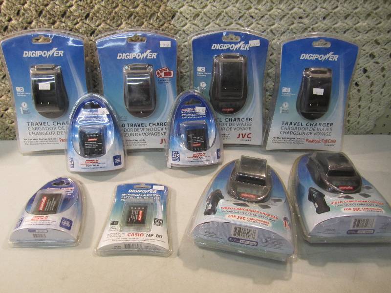 lot 105 image: Mixed Lot of Travel Chargers and Di...