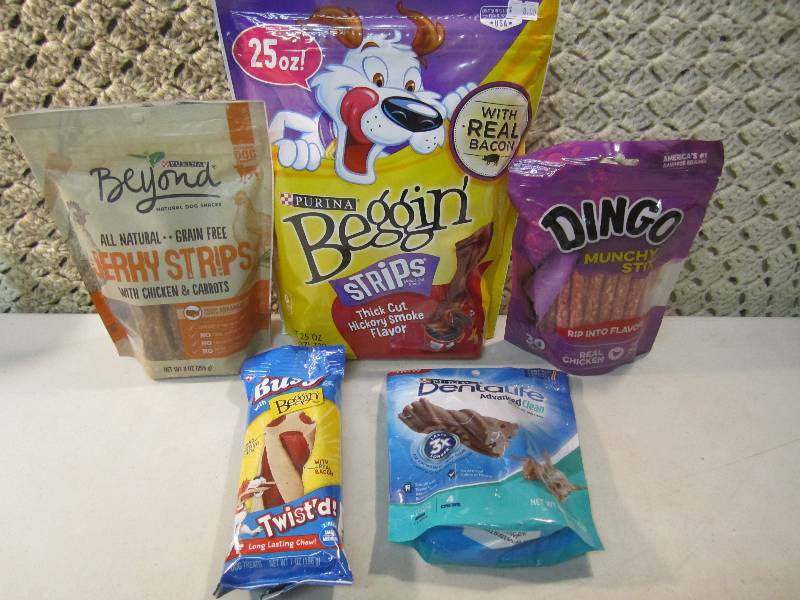 lot 115 image: Mixed Lot of Dog Treats and Chews B...