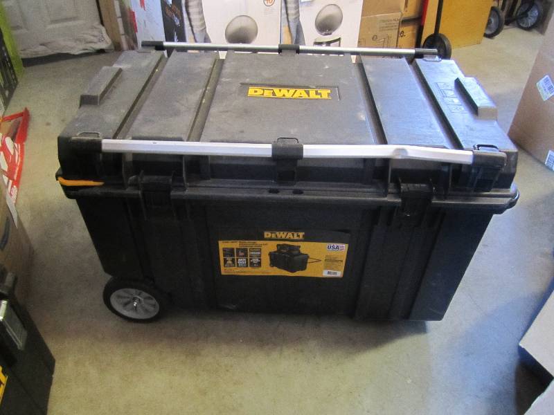 lot 157 image: Dewalt Tough Chest Mobile Storage M...