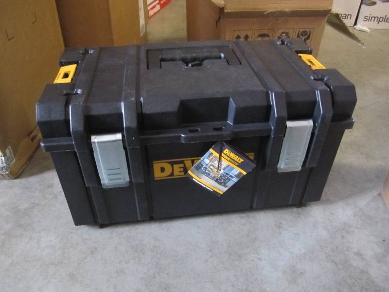 lot 165 image: Dewalt Tough System DS300 Tool Case...