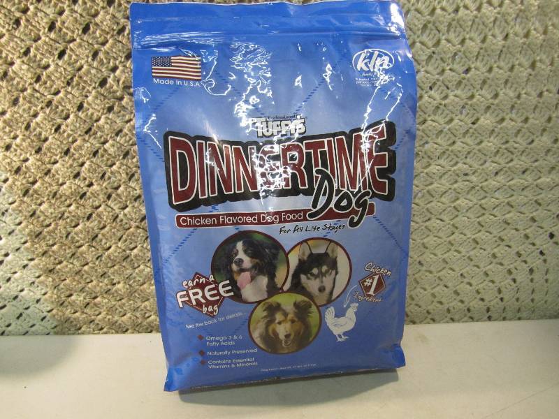 lot 206 image: 15 Pound Bag Tuffys DinnerTime Dog...
