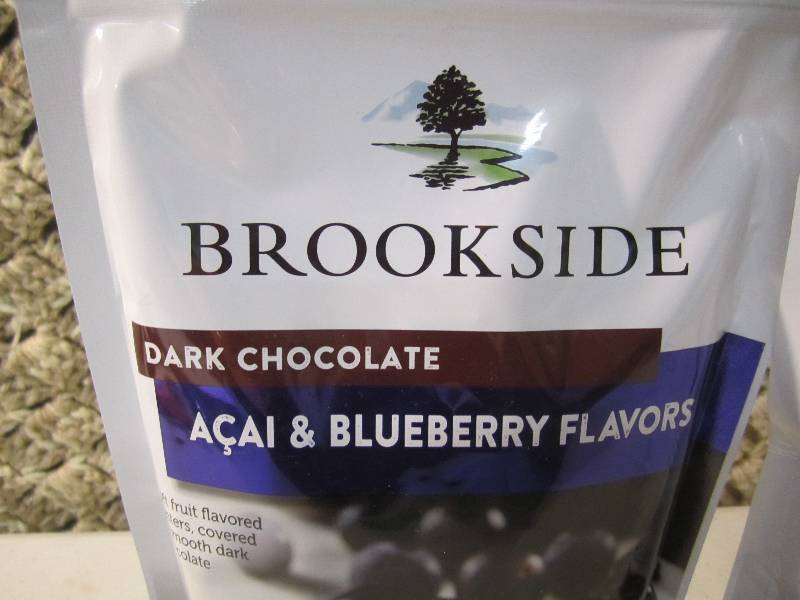 lot 214 image: Lot of 2 Big Bags Brookside Dark Ch...