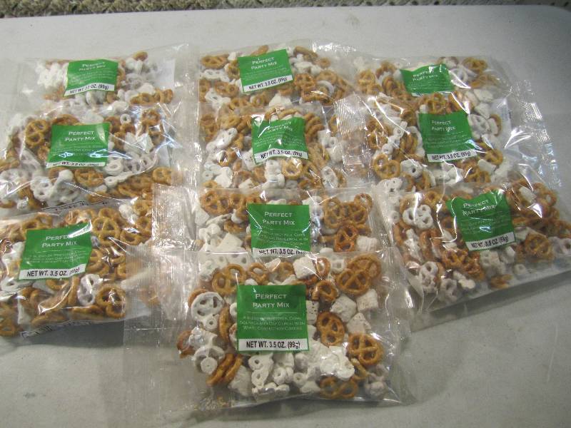 lot 219 image: Lot of 10 Bags Perfect Party Mix Be...
