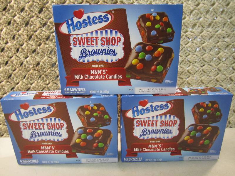 lot 262 image: Lot of 3 Boxes Hostess Sweet Shop B...