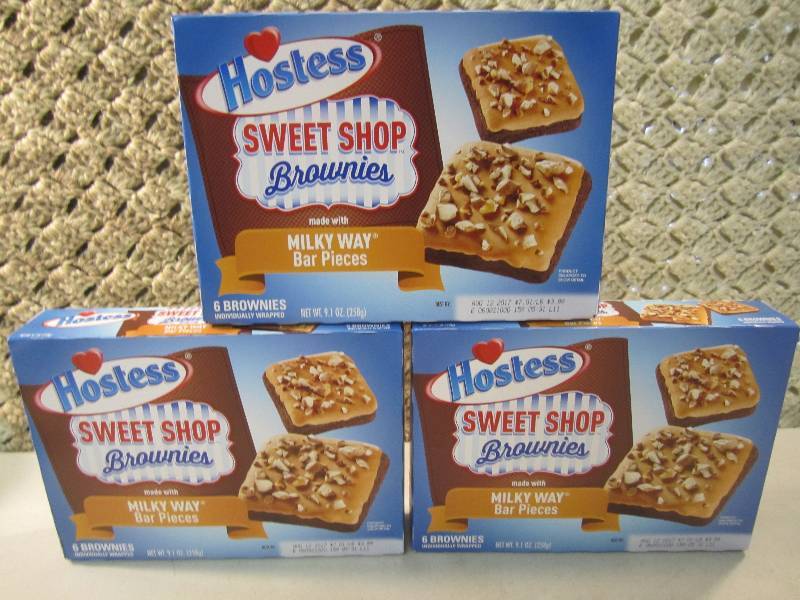 lot 264 image: Lot of 3 Boxes Hostess Sweet Shop B...