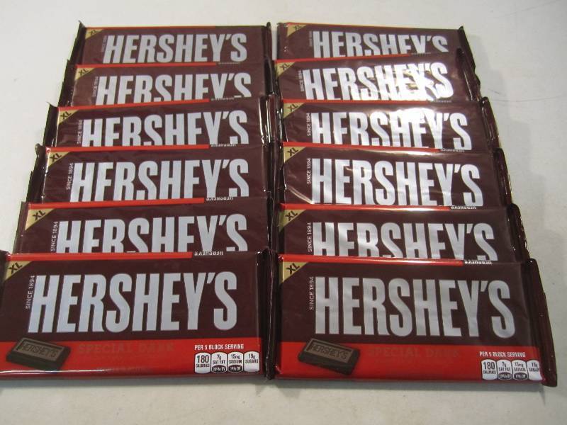 lot 273 image: Lot of 12 XL Hersheys Special Dark ...