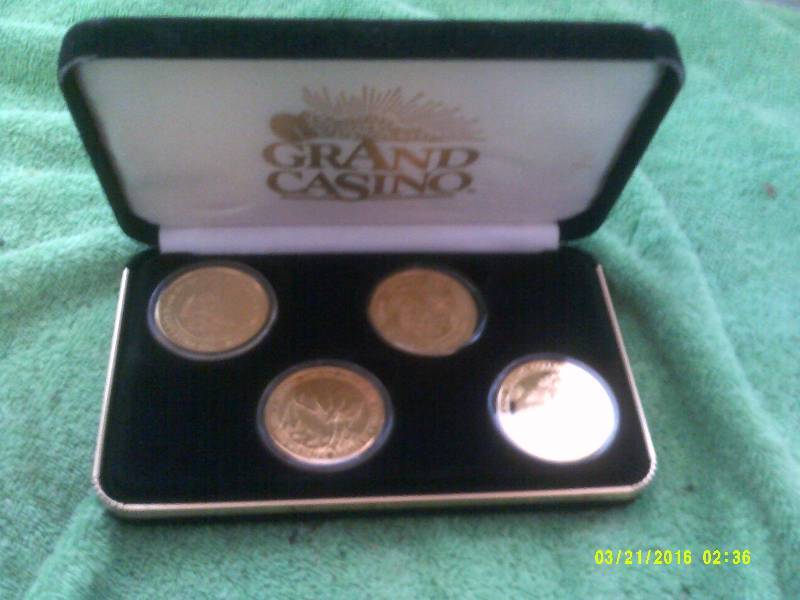 97-98 CASINO COLLETOR COINS