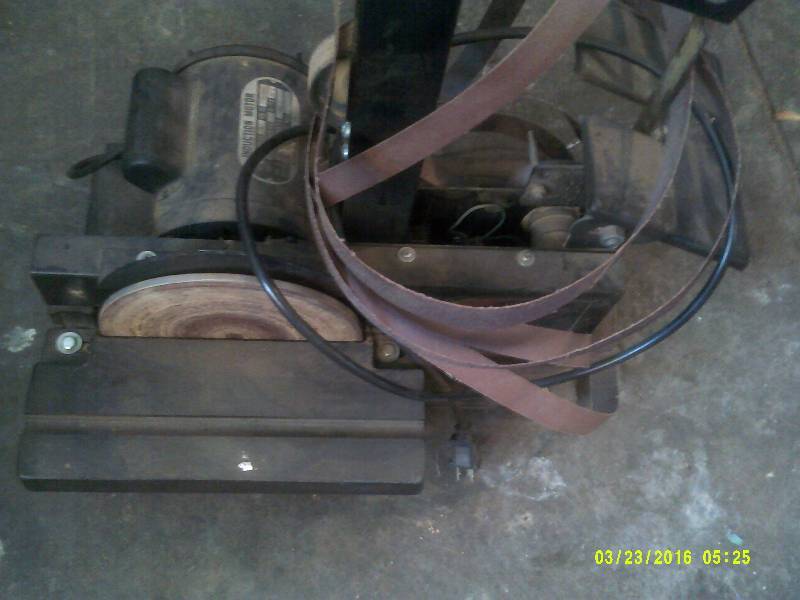 110220 BELT SANDER